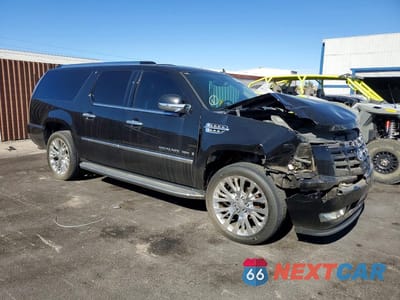 Czwarte zdjęcie samochodu z boku: 2008 CADILLAC ESCALADE ESV VIN:1GYFK66858R227075 - miniatura