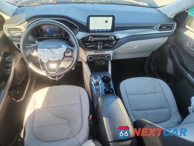 Zdjęcie 8 z 11 samochodu: 2025 FORD ESCAPE ACTIVE VIN:1FMCU9GNXSUA43467 - miniatura