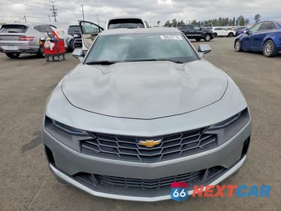 Piąte zdjęcie samochodu w środku: 2024 CHEVROLET CAMARO LS VIN:1G1FB1RS0R0113175 - miniatura