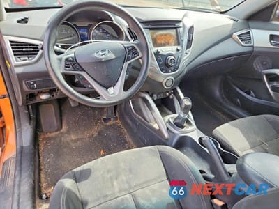 Zdjęcie 8 z 12 samochodu: 2016 HYUNDAI VELOSTER VIN:KMHTC6ADXGU285264 - miniatura