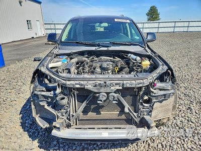 Piąte zdjęcie samochodu w środku: 2014 AUDI Q7 PREMIUM PLUS VIN:WA1LMAFE6ED004008 - miniatura
