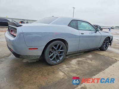 Trzecie zdjęcie samochodu z tyłu: 2021 DODGE CHALLENGER GT VIN:2C3CDZJG9MH650937 - miniatura