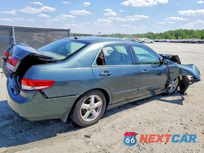 Trzecie zdjęcie samochodu z tyłu: 2004 HONDA ACCORD EX VIN:1HGCM56894A055463 - miniatura