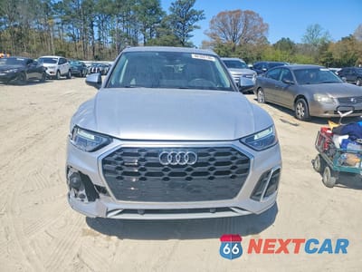 Piąte zdjęcie samochodu w środku: 2022 AUDI Q5 PREMIUM 45 VIN:WA1GAAFY8N2061875 - miniatura