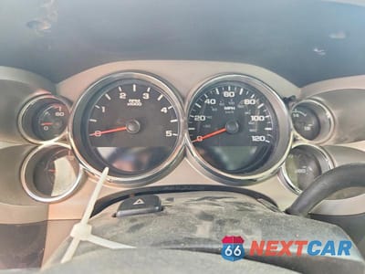 Zdjęcie 9 z 13 samochodu: 2014 CHEVROLET SILVERADO C3500 VIN:1GB3CZC85EF151712 - miniatura