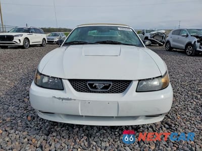 Piąte zdjęcie samochodu w środku: 2003 FORD MUSTANG VIN:1FAFP44413F396313 - miniatura