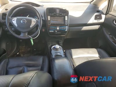 Zdjęcie 8 z 12 samochodu: 2017 NISSAN LEAF SL VIN:1N4BZ0CP8HC301977 - miniatura