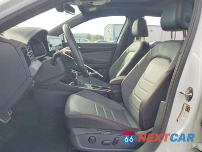 Zdjęcie 7 z 12 samochodu: 2025 VOLKSWAGEN JETTA GLI AUTOBAHN VIN:3VW2T7BU9SM031818 - miniatura