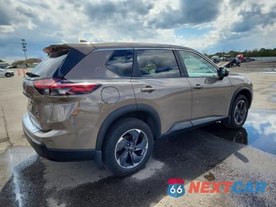 Trzecie zdjęcie samochodu z tyłu: 2024 NISSAN ROGUE SV VIN:JN8BT3BBXRW442315 - miniatura