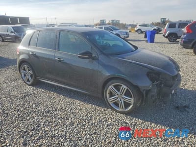 Czwarte zdjęcie samochodu z boku: 2013 VOLKSWAGEN GOLF R VIN:WVWPF7AJ1DW118333 - miniatura