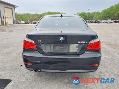 Zdjęcie 6 z 13 samochodu: 2010 BMW 528 XI VIN:WBANV1C5XAC445122 - miniatura