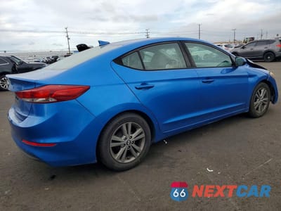 Trzecie zdjęcie samochodu z tyłu: 2017 HYUNDAI ELANTRA SE VIN:5NPD84LF3HH029377 - miniatura