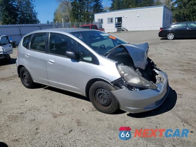 Czwarte zdjęcie samochodu z boku: 2011 HONDA FIT VIN:JHMGE8H37BS004176 - miniatura