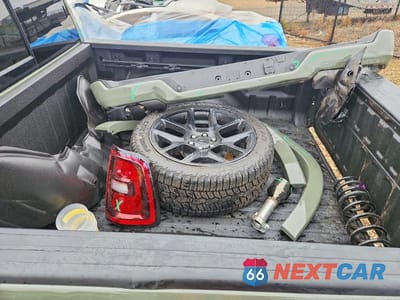 Zdjęcie 12 z 13 samochodu: 2026 RAM 1500 LARAMIE VIN:1C6SRFJT9TN319101 - miniatura