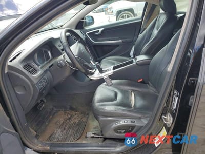 Zdjęcie 7 z 12 samochodu: 2017 VOLVO V60 T5 PREMIER VIN:YV140MEK1H1370182 - miniatura