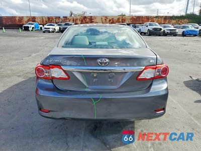 Zdjęcie 6 z 12 samochodu: 2013 TOYOTA COROLLA LE VIN:2T1BU4EE7DC952952 - miniatura