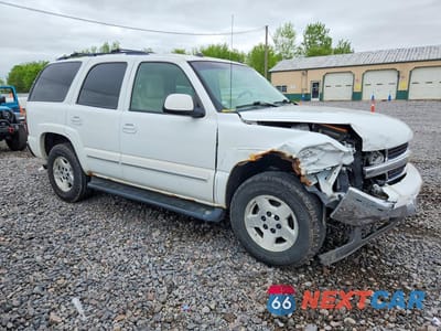 Czwarte zdjęcie samochodu z boku: 2005 CHEVROLET TAHOE K1500 VIN:1GNEK13T05J255235 - miniatura