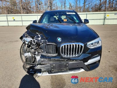 Piąte zdjęcie samochodu w środku: 2021 BMW X3 XDRIVE30I VIN:5UXTY5C05M9G31330 - miniatura