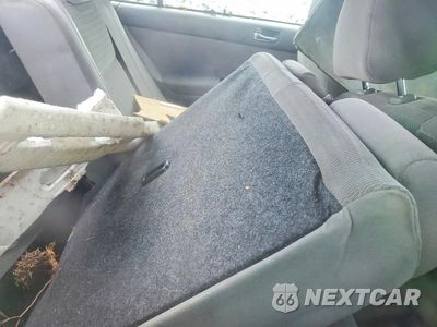 Zdjęcie 10 z 11 samochodu: 2005 TOYOTA CAMRY LE VIN:4T1BE32K45U390221 - miniatura