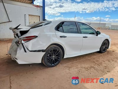 Trzecie zdjęcie samochodu z tyłu: 2020 TOYOTA CAMRY SE NIGHTSHADE VIN:4T1G11AK0LU329548 - miniatura