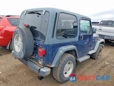 Trzecie zdjęcie samochodu z tyłu: 2002 JEEP WRANGLER / TJ SPORT VIN:1J4FA49S92P743764 - miniatura