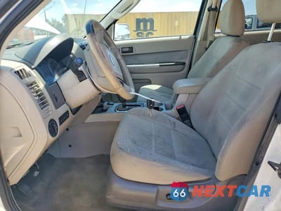 Zdjęcie 7 z 13 samochodu: 2010 FORD ESCAPE HYBRID VIN:1FMCU5K33AKC68578 - miniatura