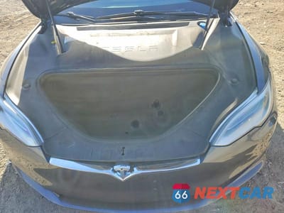 Zdjęcie 11 z 12 samochodu: 2018 TESLA MODEL S VIN:5YJSA1E47JF243878 - miniatura
