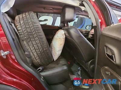 Zdjęcie 10 z 12 samochodu: 2021 CHEVROLET TRAX 1LT VIN:KL7CJLSB8MB323391 - miniatura