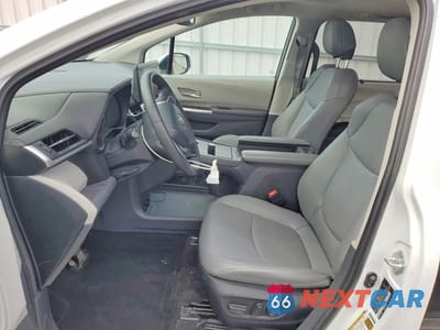 Zdjęcie 7 z 14 samochodu: 2023 TOYOTA SIENNA XLE 8-PASSENGER VIN:5TDYRKEC2PS155941 - miniatura