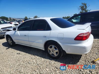 Drugie zdjęcie samochodu z przodu: 2000 HONDA ACCORD EX VIN:1HGCG1658YA096727 - miniatura