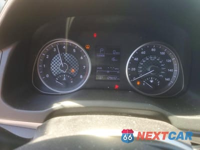 Zdjęcie 9 z 12 samochodu: 2019 HYUNDAI ELANTRA SE VIN:5NPD74LF6KH437933 - miniatura