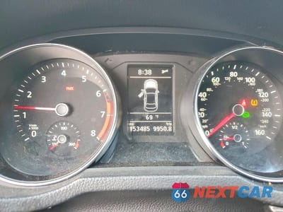 Zdjęcie 9 z 11 samochodu: 2017 VOLKSWAGEN PASSAT SE VIN:1VWBT7A36HC016390 - miniatura