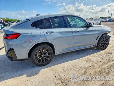 Trzecie zdjęcie samochodu z tyłu: 2024 BMW X4 VIN:5UX33DT09R9U40913 - miniatura