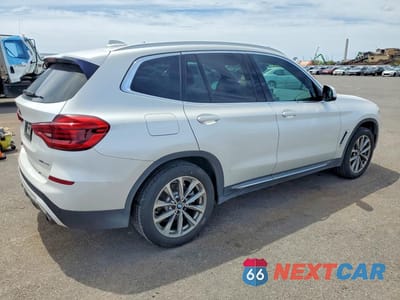 Trzecie zdjęcie samochodu z tyłu: 2019 BMW X3 SDRIVE30I VIN:5UXTR7C51KLR51438 - miniatura