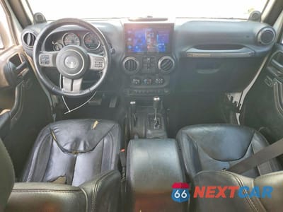 Zdjęcie 8 z 13 samochodu: 2013 JEEP WRANGLER UNLIMITED SAHARA VIN:1C4HJWEG2DL601987 - miniatura
