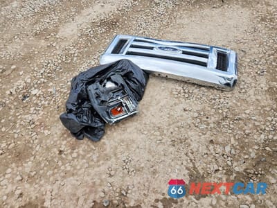 Zdjęcie 13 z 14 samochodu: 2012 FORD ECONOLINE E350 SUPER DUTY WAGON VIN:1FBNE3BL9CDB00356 - miniatura