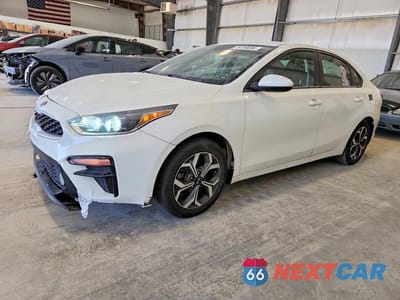 2020 KIA FORTE LXS 3KPF24AD9LE153582 - główne zdjęcie licytacji z USA - miniatura