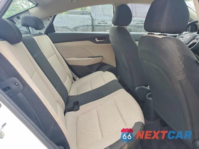 Zdjęcie 10 z 13 samochodu: 2022 HYUNDAI ACCENT SE VIN:3KPC24A67NE170260 - miniatura