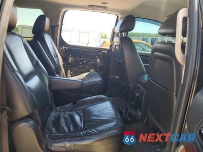 Zdjęcie 11 z 13 samochodu: 2011 CADILLAC ESCALADE ESV VIN:1GYS4GEF0BR242220 - miniatura