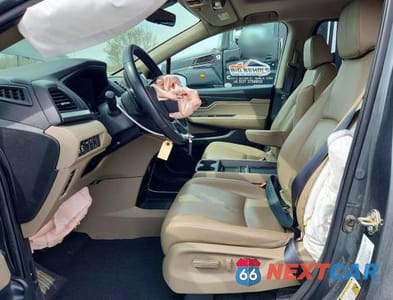 Zdjęcie 7 z 13 samochodu: 2020 HONDA ODYSSEY EXL VIN:5FNRL6H73LB035009 - miniatura