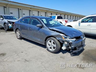 Czwarte zdjęcie samochodu z boku: 2014 VOLKSWAGEN JETTA TDI VIN:3VWLL7AJ6EM442335 - miniatura