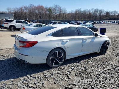 Trzecie zdjęcie samochodu z tyłu: 2018 HONDA ACCORD SPORT VIN:1HGCV1F31JA209105 - miniatura