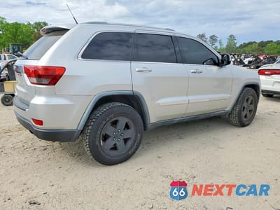 Trzecie zdjęcie samochodu z tyłu: 2012 JEEP GRAND CHEROKEE LAREDO VIN:1C4RJFAG0CC106860 - miniatura