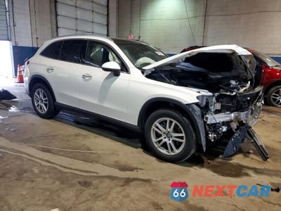 Czwarte zdjęcie samochodu z boku: 2023 MERCEDES-BENZ GLC 300 4MATIC VIN:W1NKM4HB3PU020409 - miniatura