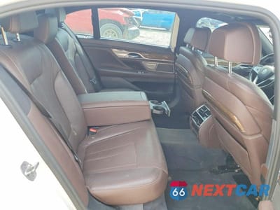 Zdjęcie 10 z 12 samochodu: 2017 BMW 740 XI VIN:WBA7E4C52HGU99527 - miniatura