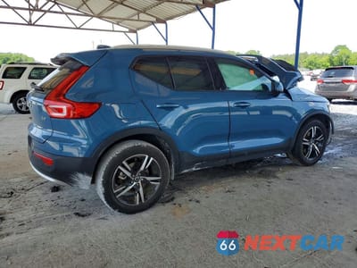 Trzecie zdjęcie samochodu z tyłu: 2023 VOLVO XC40 CORE VIN:YV4K92HK8P2921541 - miniatura