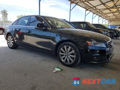Czwarte zdjęcie samochodu z boku: 2012 AUDI A4 PREMIUM VIN:WAUAFAFL1CN017100 - miniatura