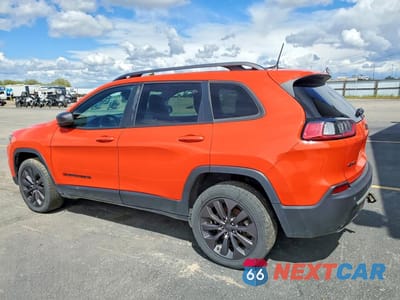 Drugie zdjęcie samochodu z przodu: 2021 JEEP CHEROKEE LATITUDE LUX VIN:1C4PJMMN9MD151667 - miniatura