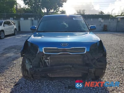 Piąte zdjęcie samochodu w środku: 2016 KIA SOUL + VIN:KNDJP3A55G7301845 - miniatura