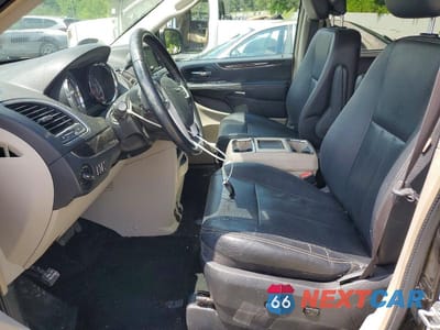 Zdjęcie 7 z 13 samochodu: 2016 CHRYSLER TOWN & COUNTRY TOURING VIN:2C4RC1BG1GR159480 - miniatura